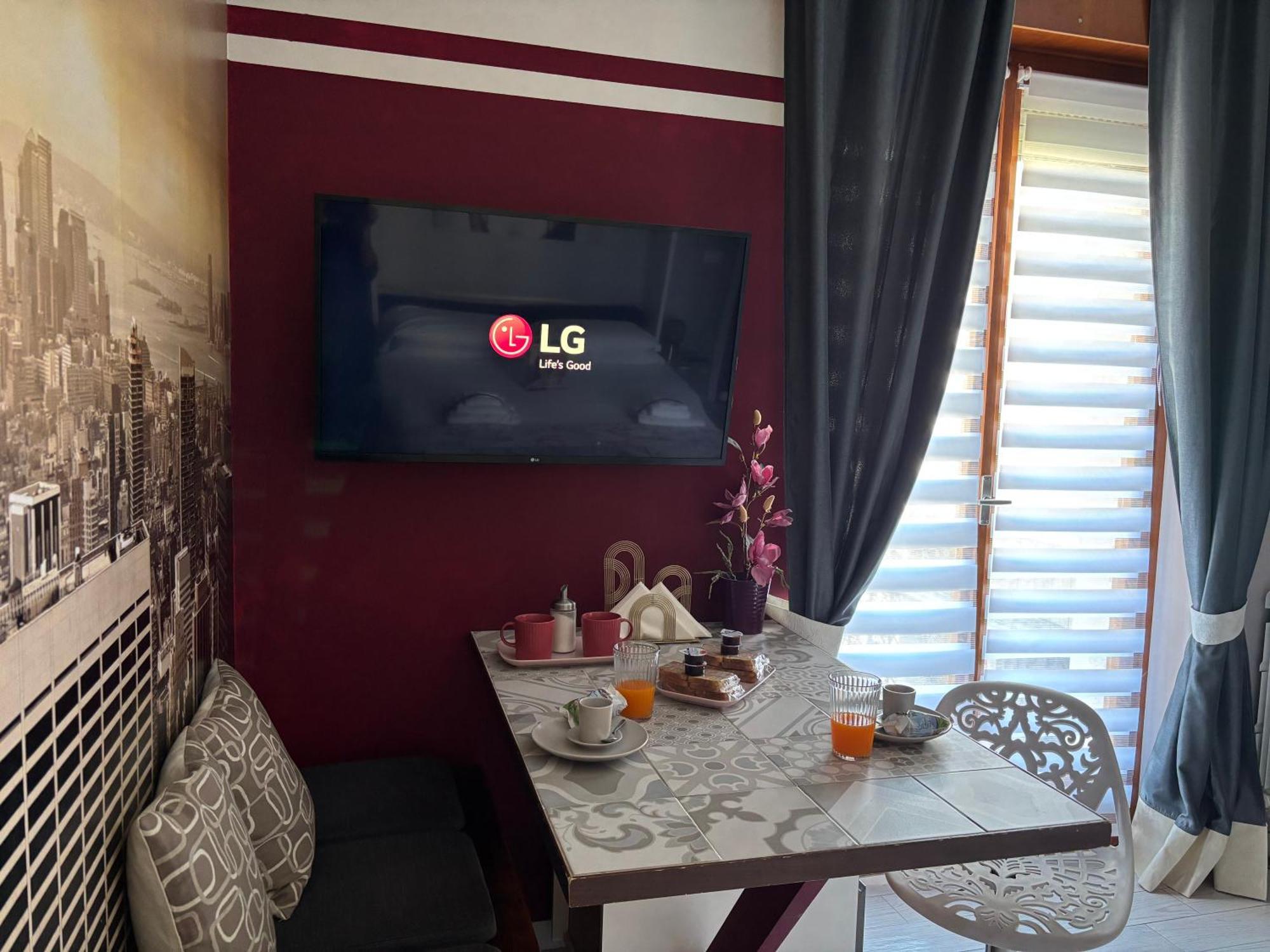 Studio Flat Policlinico G B Rossi Borgo Roma Verona Luaran gambar