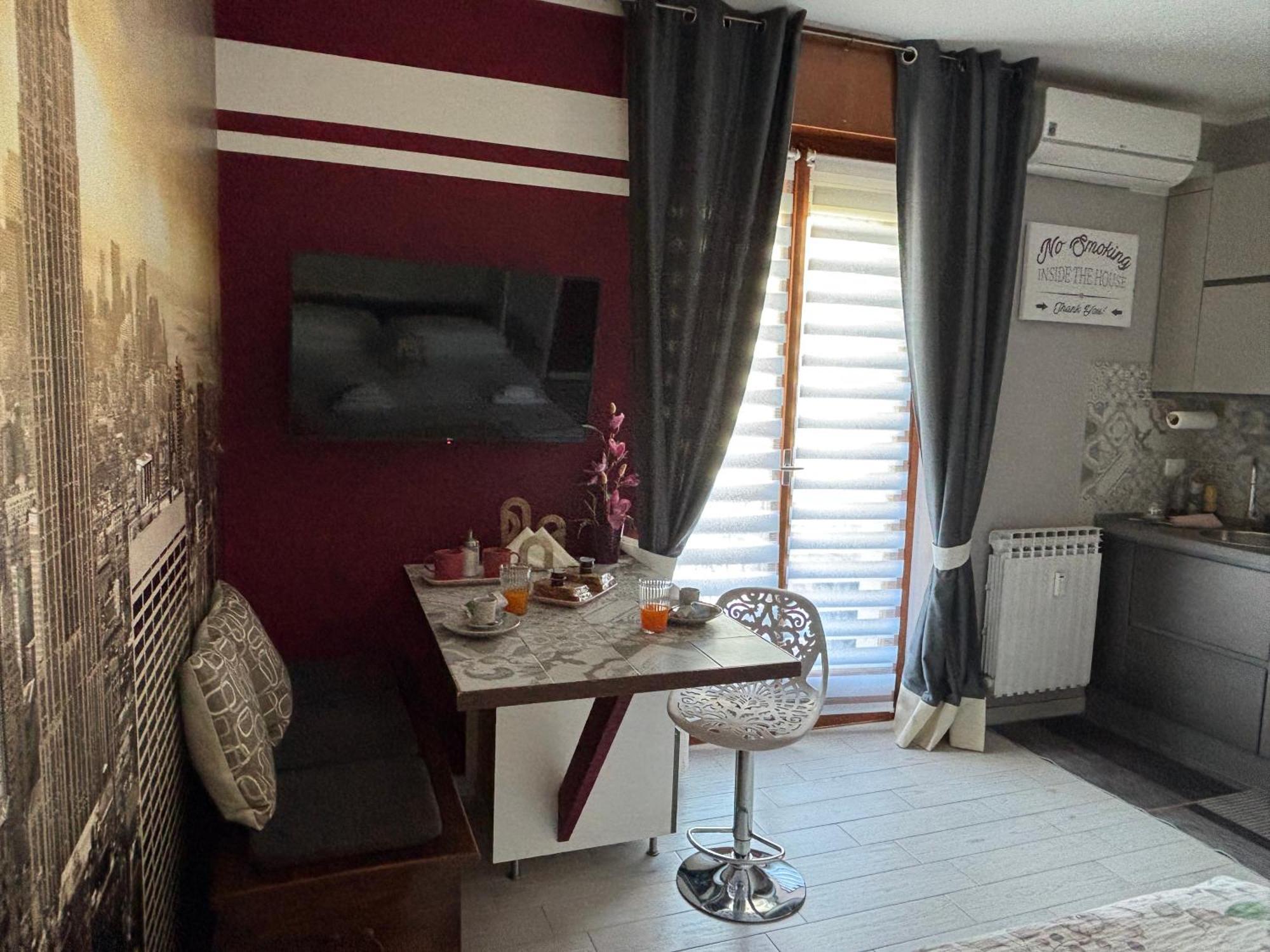 Studio Flat Policlinico G B Rossi Borgo Roma Verona Luaran gambar