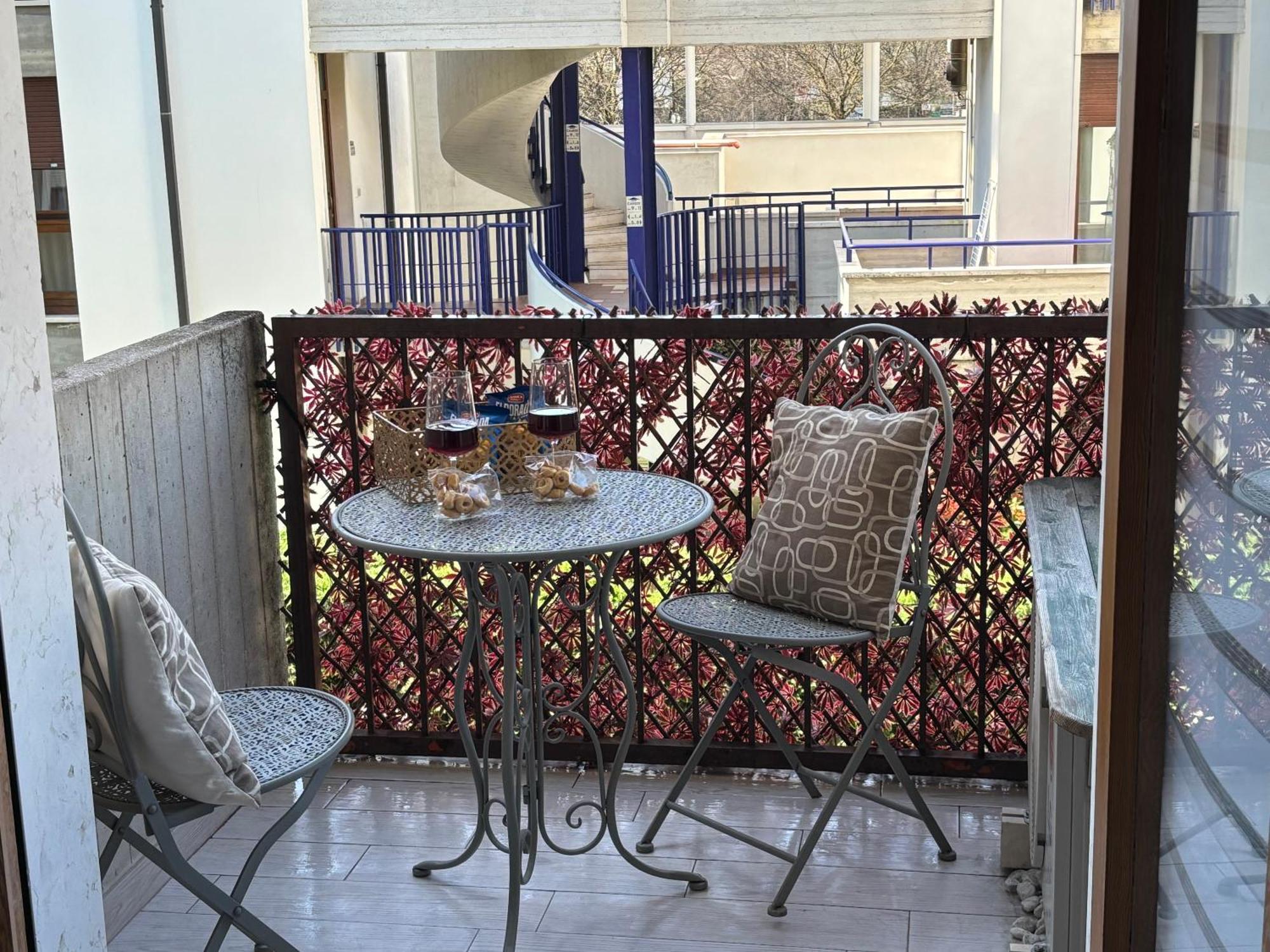 Studio Flat Policlinico G B Rossi Borgo Roma Verona Luaran gambar